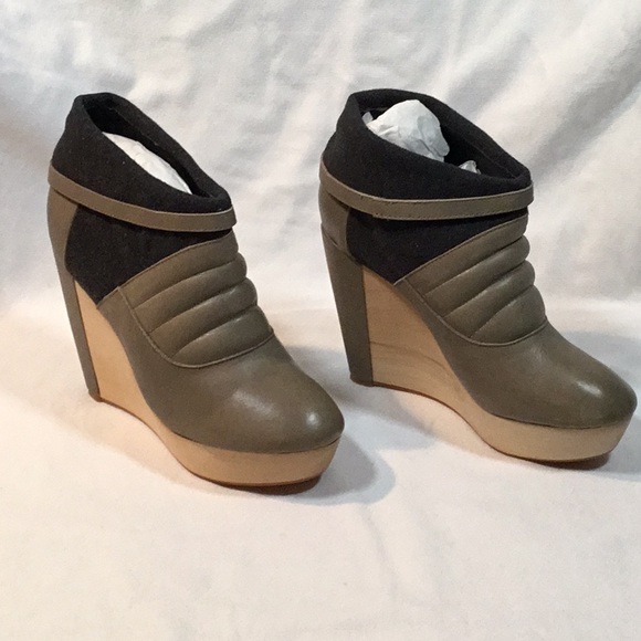 N.Y.L.A. Wedge heel ankle boots - Picture 1 of 10